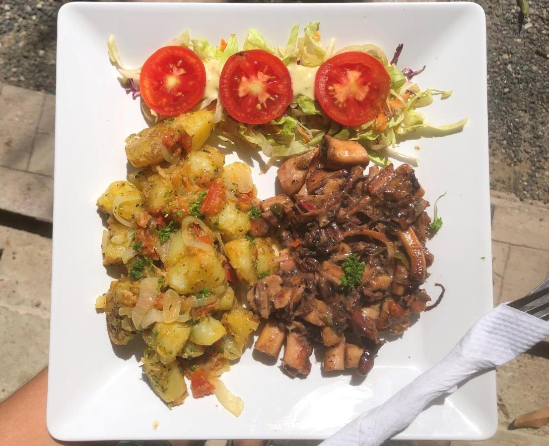 Hotel Y Restaurante Mama Ines Santa Catalina Εξωτερικό φωτογραφία